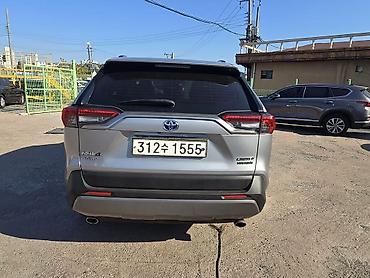 tayota 4 runner: Toyota RAV4: 2020 г., 2.5 л, Автомат, Гибрид, Кроссовер — 5