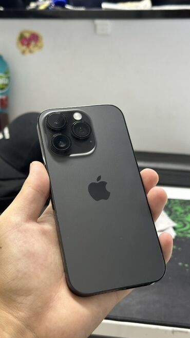 Apple iPhone: IPhone 14 Pro, Б/у, 256 ГБ, Jet Black, Кабель, 85 %