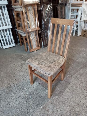 Stolice: Stolice za Terpezariske Cena po komadu 30 e Boju tapacira i drveta — 26