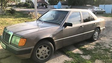 Продажа авто: Mercedes-Benz W124: 1989 г., Автомат, Седан — 8