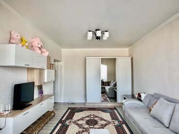 4 болмолуу батир сатылат ош: 2 комнаты, 51 м², 106 серия улучшенная, 3 этаж, Евроремонт