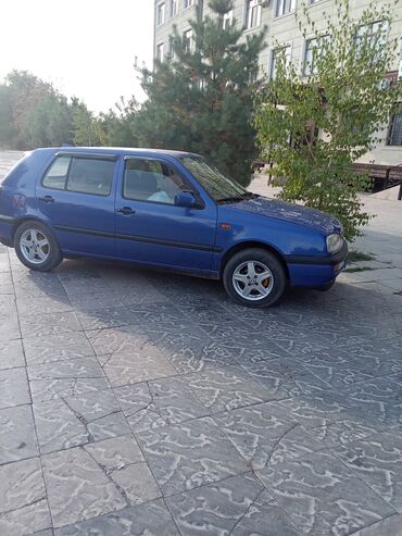 нарын автомобили: Volkswagen ID.3: 1996 г., 1.8 л, Механика, Бензин, Хетчбек