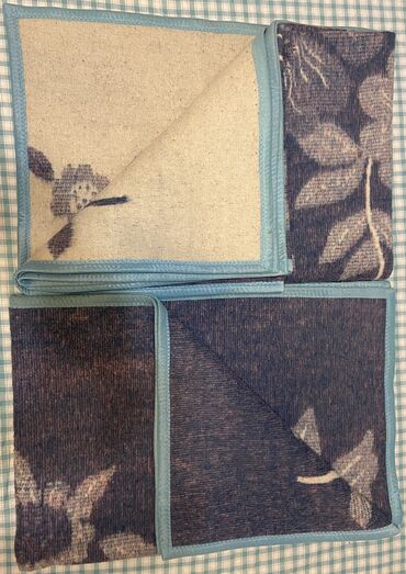 Одеяла и пледы: Одеяло, Б/у — 5