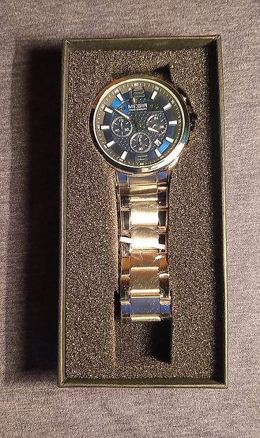 Ručni satovi: Nov ručni sat od nerdjajućeg čelika. Ima funkcionalne hronografe — 3