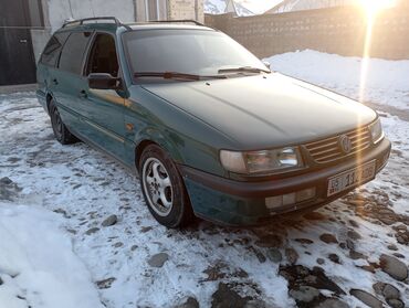 авто пассат: Volkswagen Passat Variant: 1994 г., 1.8 л, Механика, Бензин, Универсал