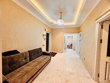 Uzunmüddətli kirayə mənzillər: İcarəyə verilir 3 otaqlı yeni tikili 137 m², İnşaatçılar m. Qələbə — 6
