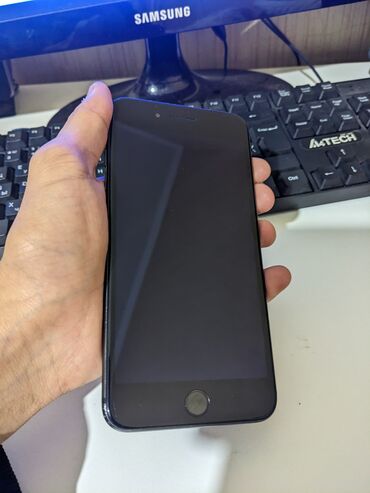 айфон8 ош: IPhone 8 Plus, Колдонулган, 64 ГБ, Кара, Каптама, 78 %