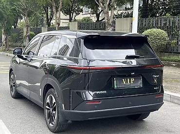 signum 3: Toyota bZ4X: 2026 г., Электромобиль, Кроссовер — 7