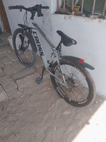 новый велик: İşlənmiş Şəhər velosipedi Kross, 26", sürətlərin sayı: 21, Ünvandan götürmə
