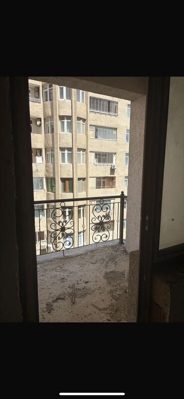 Yeni tikili: 3 otaqlı, Yeni tikili, 145 kv. m — 2