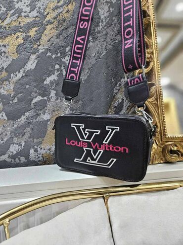 mandarina duck torbe beograd: Elegant purse, Louis Vuitton