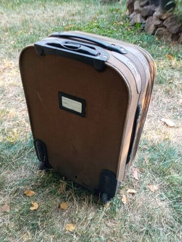 Putni koferi i torbe: Srednji kofer — 8