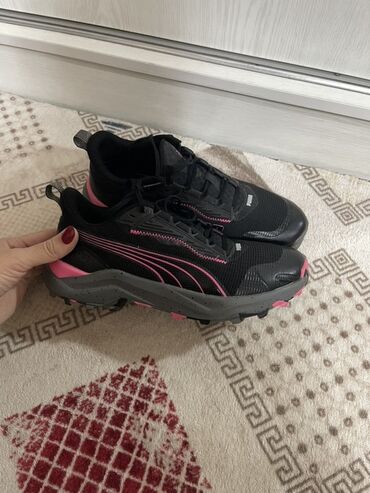 обувь для фитнеса: Кроссовкалар, 39, Puma, Жаңы, түсү - Кара, Өзү алып кетүү