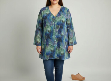 c a tuniki: Women`s dress, size 2XL