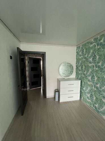 Долгосрочная аренда квартир: 3 комнаты, Собственник — 2