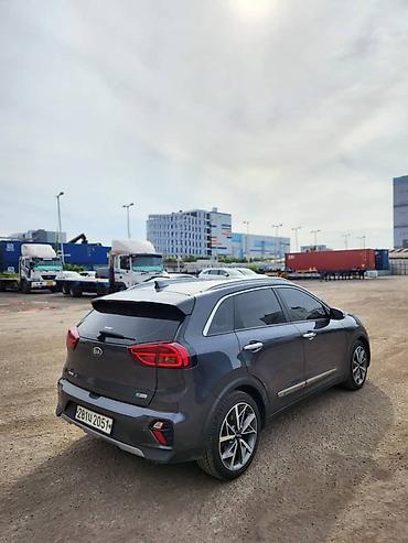 hyundai ionic: Kia Niro: 2020 г., Гибрид, Кроссовер — 4