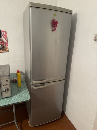 Холодильники: Холодильник Б/у, Многодверный, 220 *