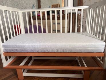 кроватка приставная: Односпальная кровать, Для девочки, Для мальчика, Новый