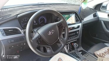 Hyundai: Hyundai Sonata: 2016 г., 2 л, Типтроник, Газ, Седан