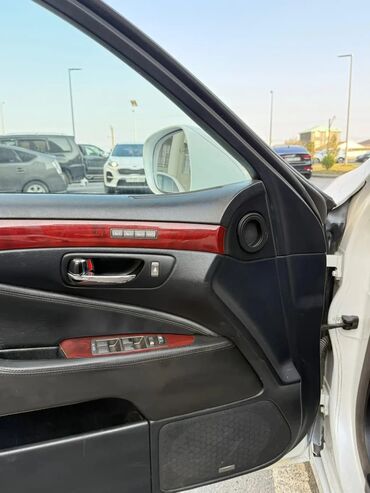 Lexus: Lexus LS: 4.6 l | 2009 il Sedan — 23