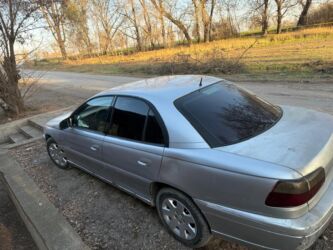 Opel: Opel Omega: 2000 г., 2.2 л, Механика, Бензин, Седан — 2