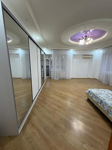 3х: Сдаю 3х комнатную квартиру в центре — 3