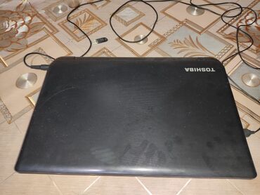 tərəzi şəkli: İşlənmiş Toshiba, 15 ", Intel Celeron, 512 GB