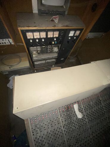 Легкий грузовой транспорт: Легкий грузовик, Камаз — 9