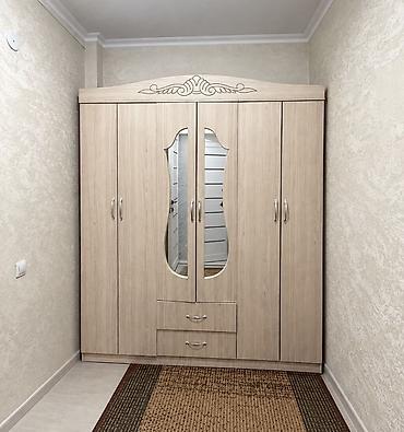 Состояние отличное. * Высота — 2,2 м * Ширина — 2,0 м * Глубина — 45