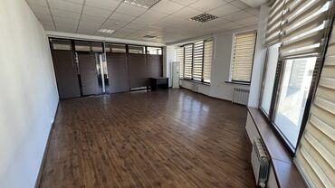 долгосрочное аренда: Сдаю Офис, 35 м², 1 линия, С отдельным сан узлом