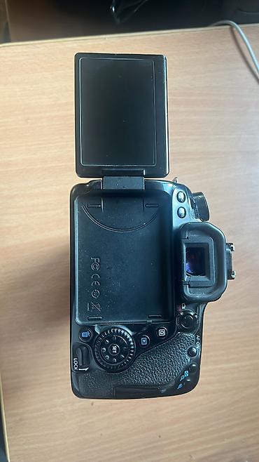 digital camera: Продаю санон 80д 18-135 мм батарейка зарядное устройство, работает на — 2