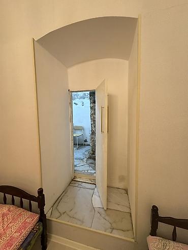 iceri seher: Bakı, 2 otaqlı, Köhnə tikili, m. İçərişəhər, 33 kv. m — 9