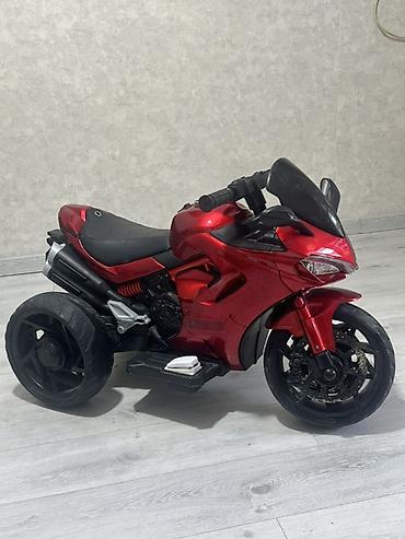детский мотоцикл каталка: Uşaq üçün elektrik motosiklet Qırmızı rəngli, sport üslubda — 1