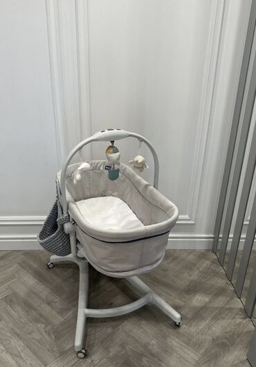 buta xoncasi: Oğlan və qız üçün, Yumru, Beşik, Dəst ilə, Matras ilə, Yellənmə mexanizm ilə