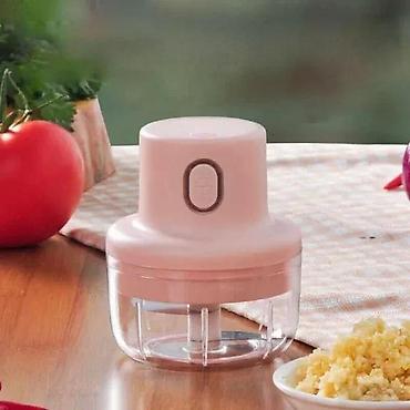 jbl vufer: Mini USB seckalica KB-010 NOVO. Opis proizvoda: Električna seckalica — 1