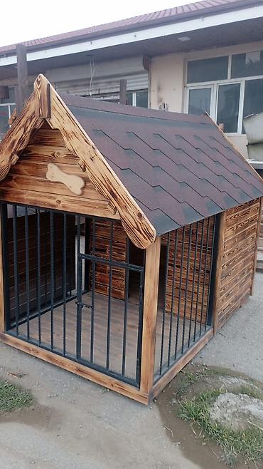 heyvanlar quslar: Aşkarlanmış ağac və metal konstruksiyalı it evi/volyer - Material — 1
