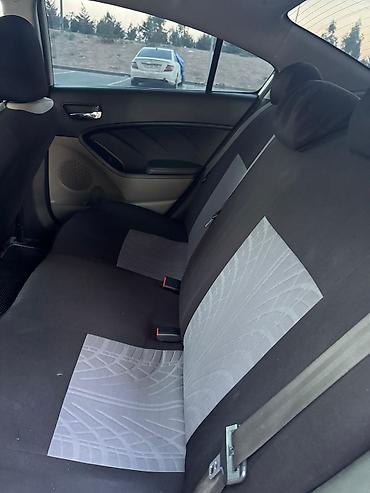 Kia: Kia Cerato: 1.8 l | 2014 il Sedan — 7