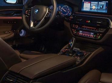danger marka: CENTRALNA KONZOLA ZA BMW 520 OD 2016. DO 2020. GOD — 1