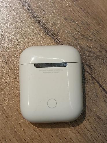 Qulaqcıqlar: Apple AirPods (2-ci nəsil) — simsiz qulaqlıq və şarj qutusu — 2