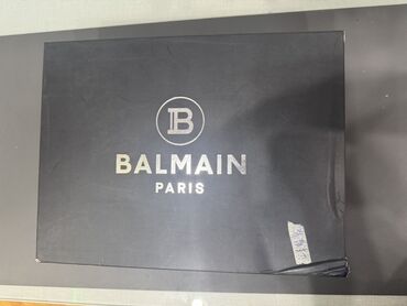 Botinkalar: 41Razmer Balmain Paris - Brend: Balmain Paris - Qablaşdırma: qara