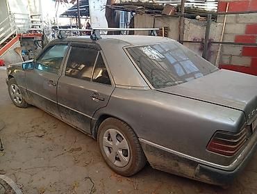 lada 2109: Mercedes-Benz W124: 1991 г., 2 л, Механика, Седан — 1