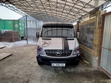купить мерседес спринтер в европе: Грузовик, Mercedes-Benz, 3 т, Б/у