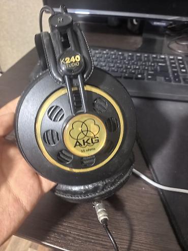 pioneer колонка: AKG K240 Studio — полноразмерные полуоткрытые студийные наушники — 3