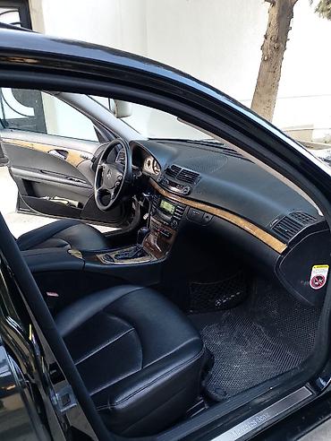 Mercedes-Benz: Mercedes-Benz E-Class: 0.3 l | 2006 il Sedan — 5