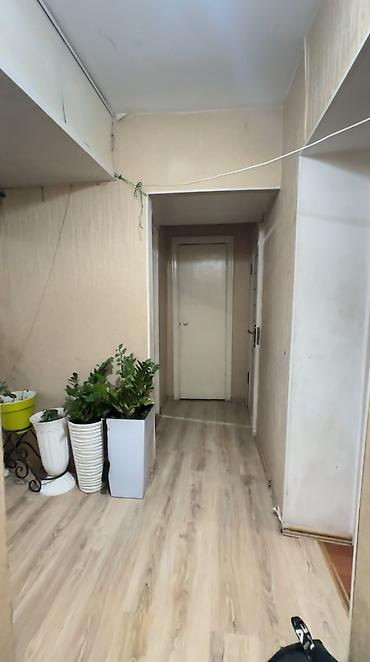 105: 3 комнаты, 62 м², Ошский рынок / базар 105 серия, 3 этаж, Косметический ремонт — 3