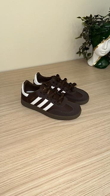 adidas velo: Məhsul: Unisex idman ayaqqabısı – qəhvəyi rəng Model ilhamı: “Samba” — 3