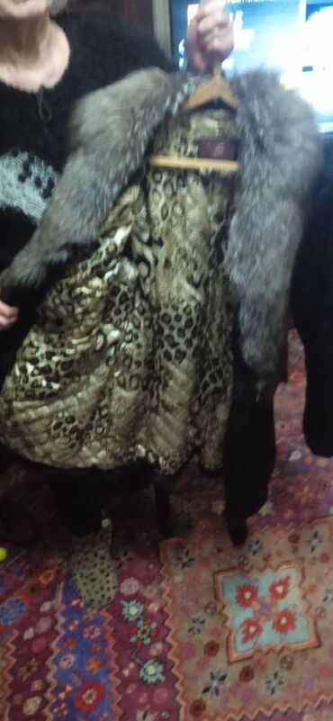 женские натуральные шубы: Шуба, Лиса, По колено, Китай, XL