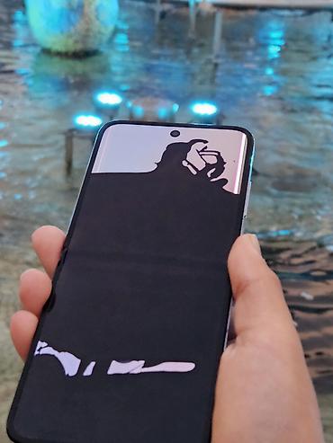 mi: Xiaomi, Mi Mix Flip, Б/у, 256 ГБ, цвет - Фиолетовый, 2 SIM — 4