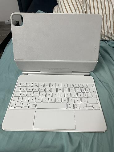 bluetooth mouse: Чехол с клавиатурой для iPad Pro 2/iPad Air 11”

оригинал — 1