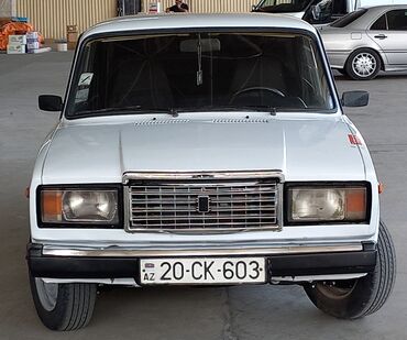 VAZ (LADA): VAZ (LADA) 2107: 1.6 l | 2004 il Sedan